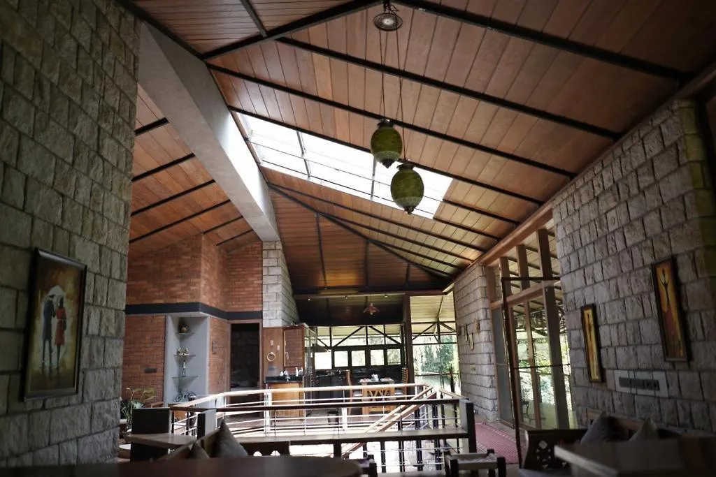 **  Rg'S Whistling Woods Hotel Munnar India